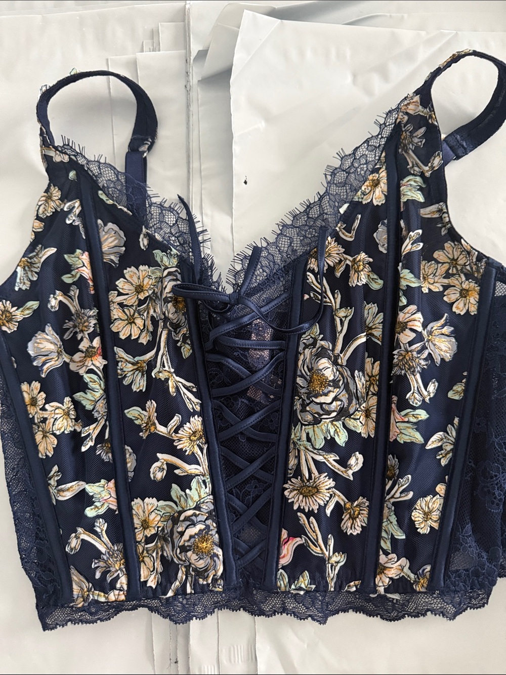 Victoria’s Secret Dream Angels Floral Lace Corset Top Size Medium
